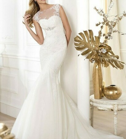 makeup, mermaid wedding dress and winter wedding dress