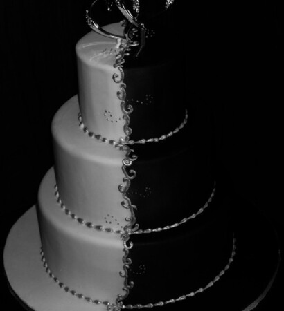black and white, weddingcake and delicious