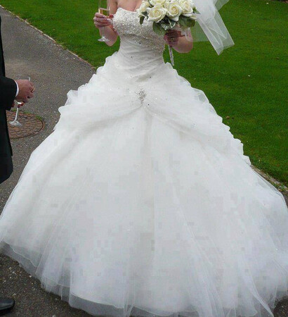 bridal lifestyle and wedding gown