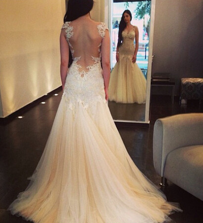 wedding dress and en