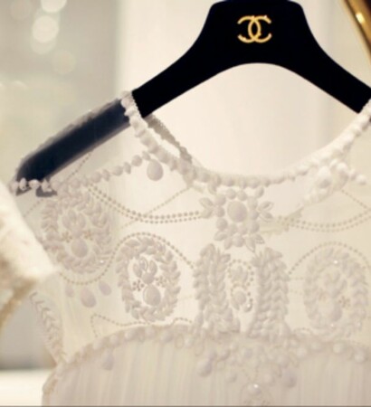 flakes, nice and lace