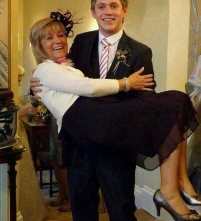 greg's wedding, love and maura