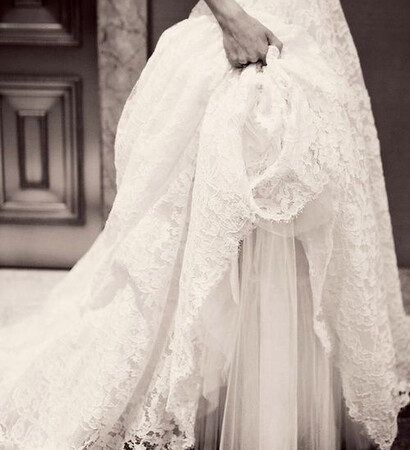 dress, skirts and lace