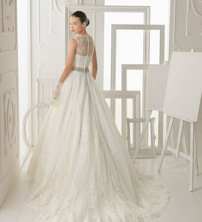 esküvői ruha kölcsönzés and wedding dress