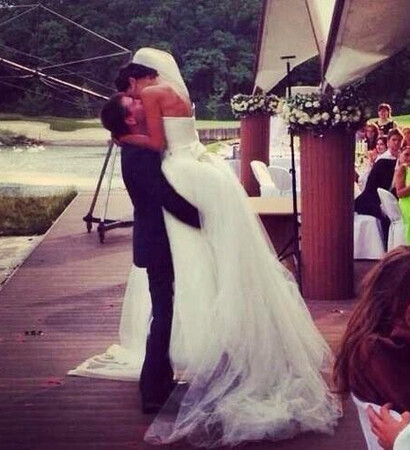 hlel, kiss and weddings