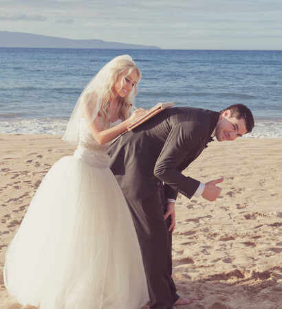 beach wedding, fun wedding photos and groom