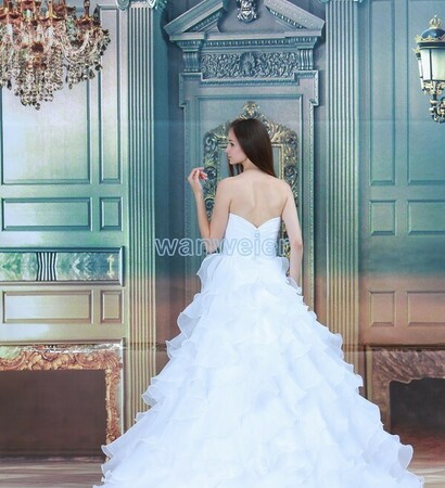 beautiful gril dresss and en
