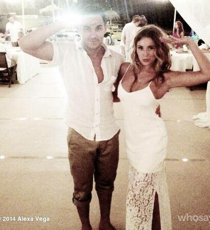 alexa vega, carlos pena and btr