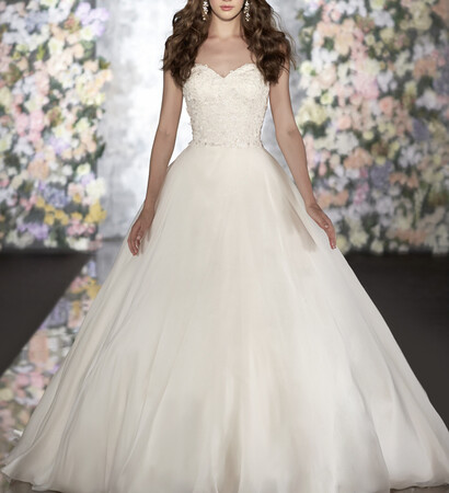 wedding dress and en
