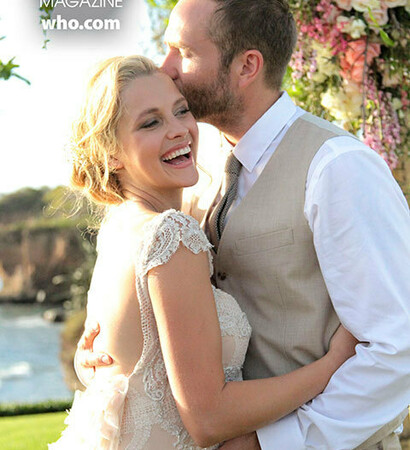 gown, pregnant and teresa palmer