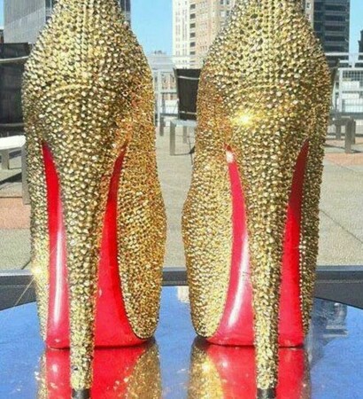 heels, love and بنات