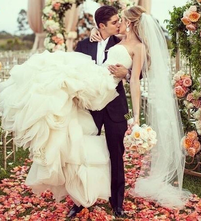 beautiful wedding dresses, wedding dresses and beautiful weddings