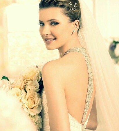sposa, classy and beautiful