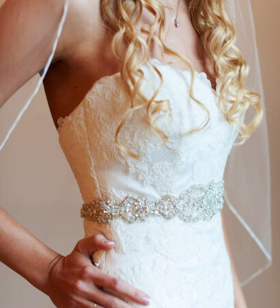 curly hair, bride and her