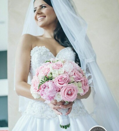 wedding bouquet, allure dress and bride