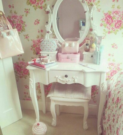 furniture, beauty and love