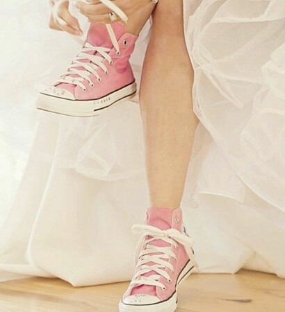 girls, bride and all stars