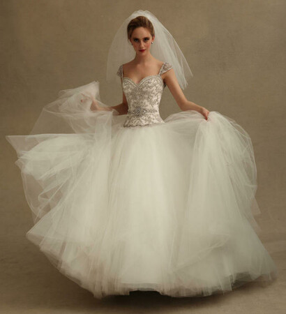 lace, wedding dress and romantic