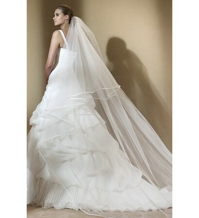 princess, slimming and one shoulder