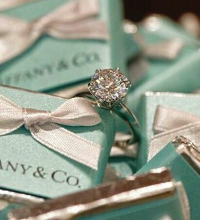 wedding ring, jewelry and diamond