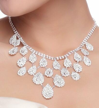 romantic, charming and wedding jewellery