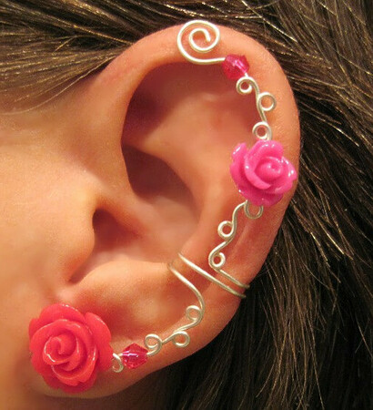 arianrhodwolfchild, earcuff and piercing