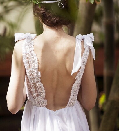 indie, white dress and lace