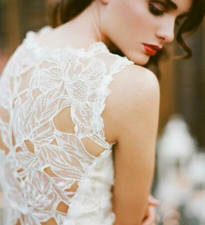 feminine, lipstick and frilly