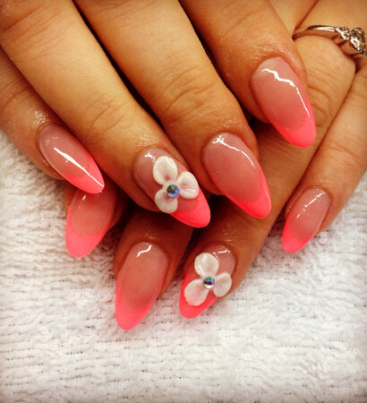 love, nails and győr