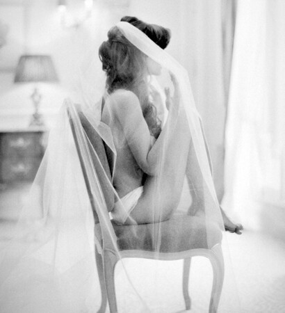 parisian appartement and veil