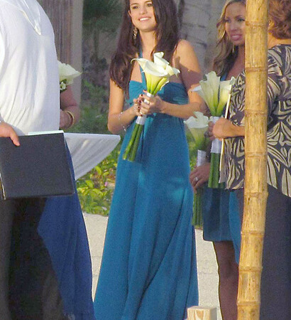 dress, selena gomez and girl