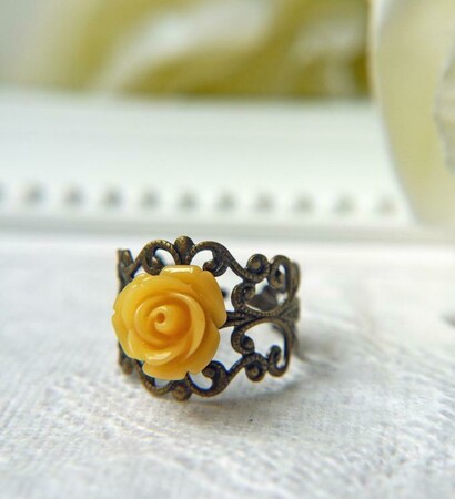vintage, pearl and rose