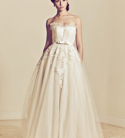 girl, blog.triciagosingtian.com and dress