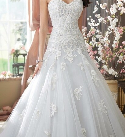 lace, fashion and weddings