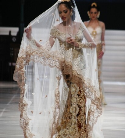 muslim arab, dress and wedding dress