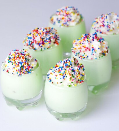 dessert shooters, wedding food and dessert ideas