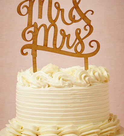 wedding cake topper, mr. & mrs. and cake topper