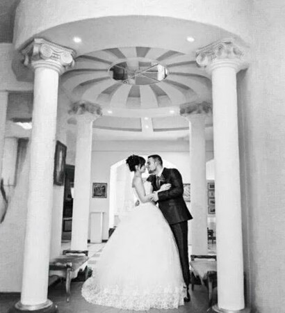 kiss, white and dress