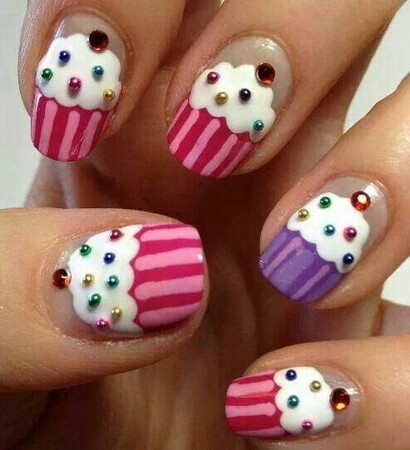 white, cupcakes and nail art