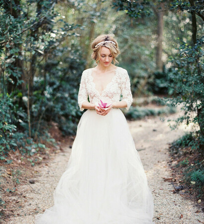 french beaded lace, bridal veil and wedding accessories