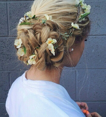 hair, beautiful and flowers