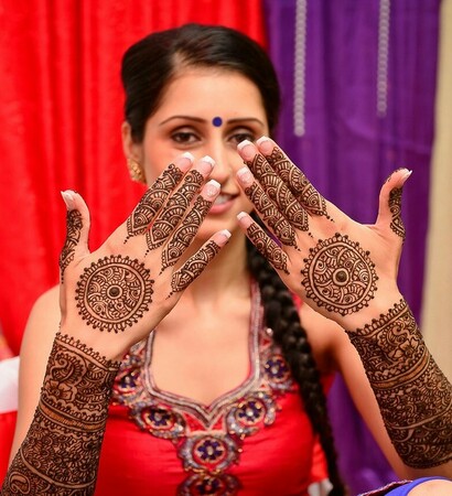henna, indian bride and mehendi