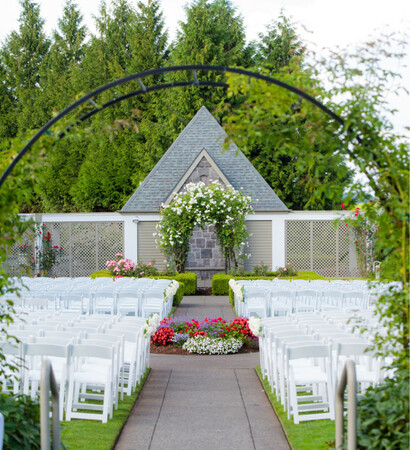 outside wedding, white and ceremony