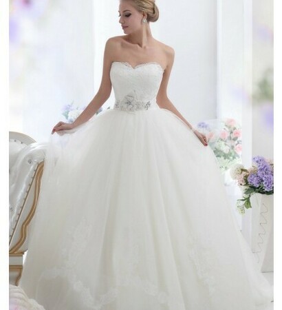princess, yoyomelody and tulle wedding dress