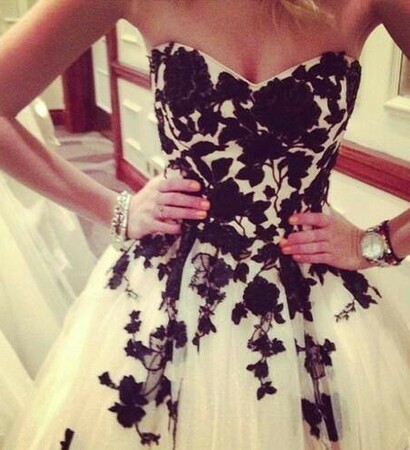 wonderfull, weddingdress and flowerprint