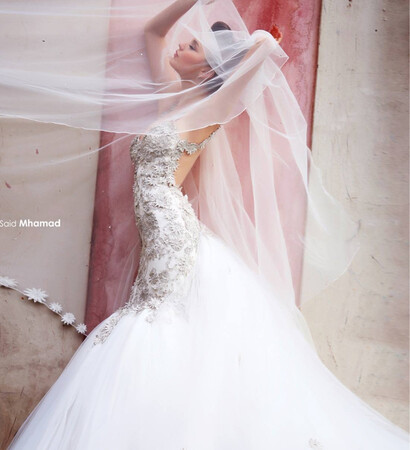 model, white and photographer