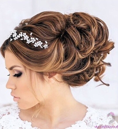 hair, hairdress and curls