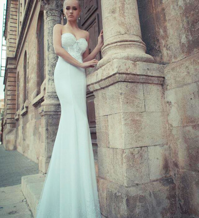 white, wedding date and dresses