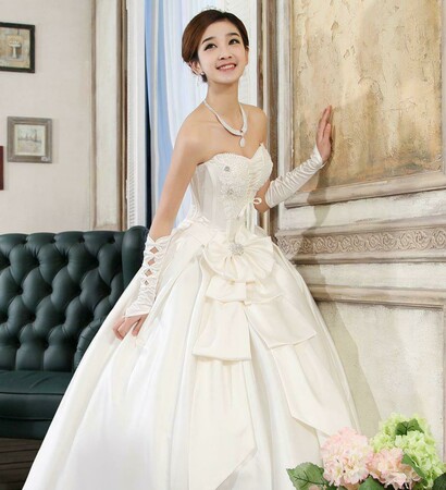 korean wedding dress and en