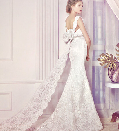 rico-a-mona and wedding dress